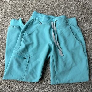 Figs Joggers and two pocket top